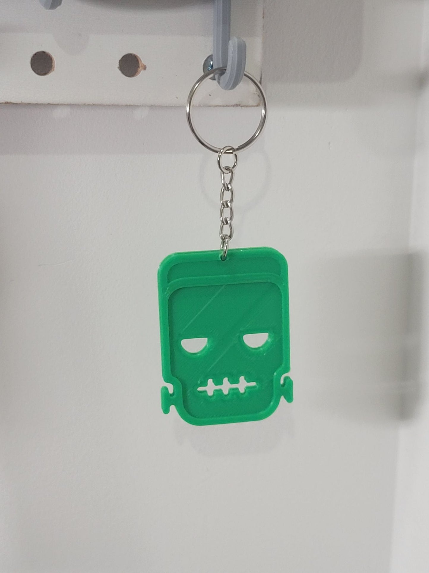 Porte-clé en PLA | Le monstre de Frankenstein, Fantôme, Citrouille, masque de Jason Voorhees