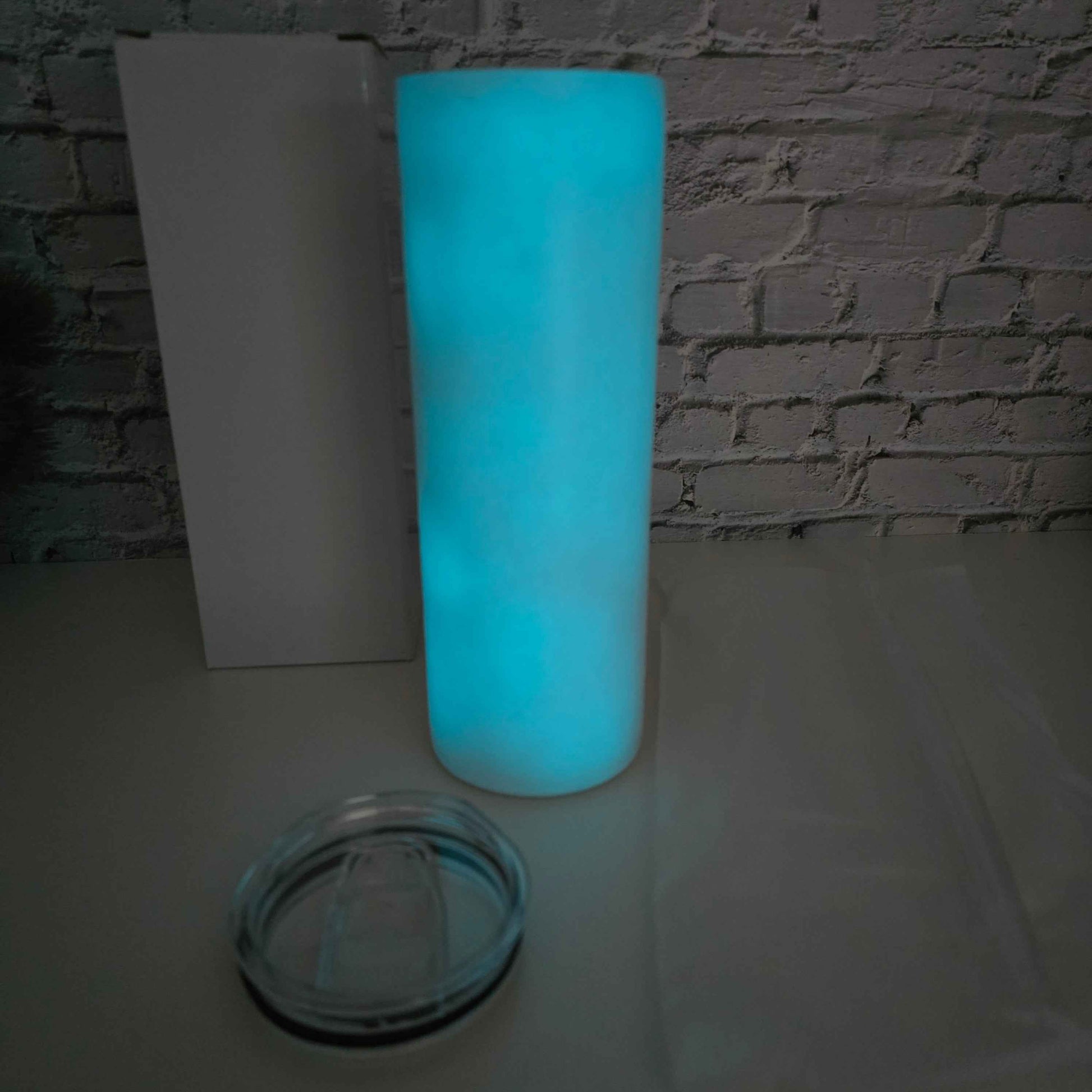 Tumbler droit 20 oz phosphorescent (Glow in the dark Bleu) vierge – Sublimation, UV DTF & Vinyle