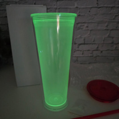 Tumbler acrylique Snowglobe 24 oz phosphorescent (Glow Vert) vierge avec couvercle & paille (3 couleurs au choix) – UV DTF & Vinyle