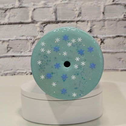 Tumbler Acrylique "Baby It's Cold Outside" 24 oz – Fait main en Époxy ❄️💙
