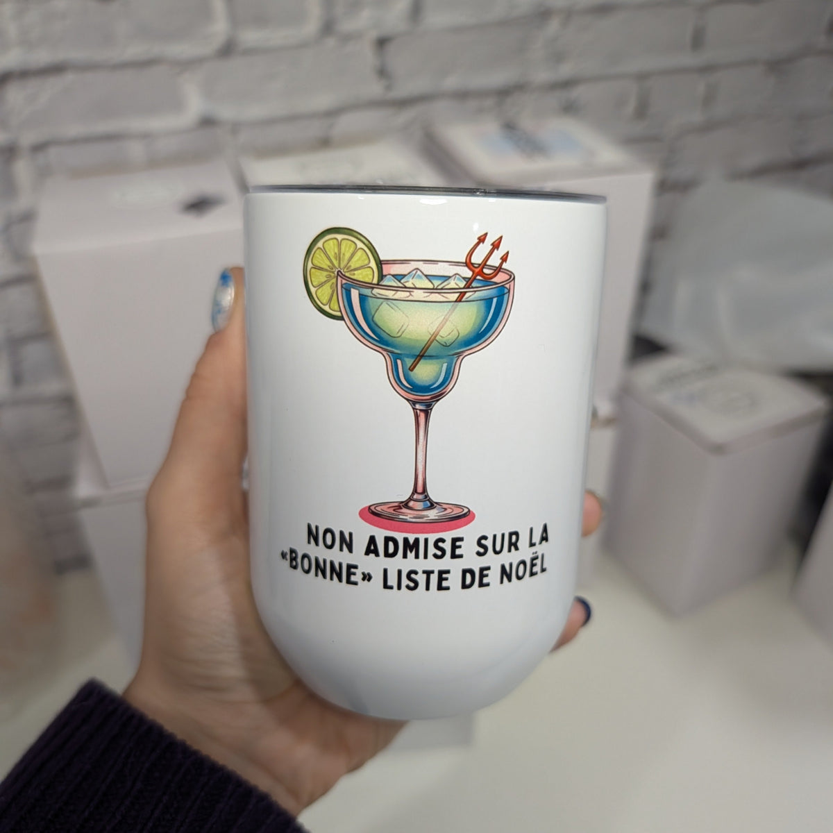 Verre à Vin Isotherme 12 oz – Modèle "Non admise sur la "bonne" liste de Noël"🍸🎄