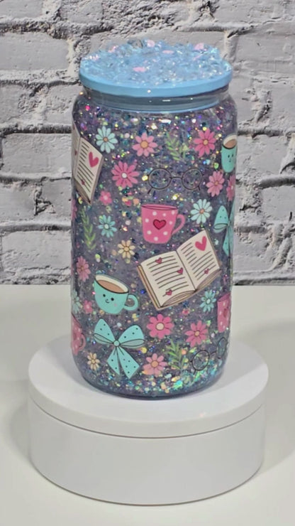 Can Glass 16 oz – Cozy Reading 📚☕| Snowglobe paillettes